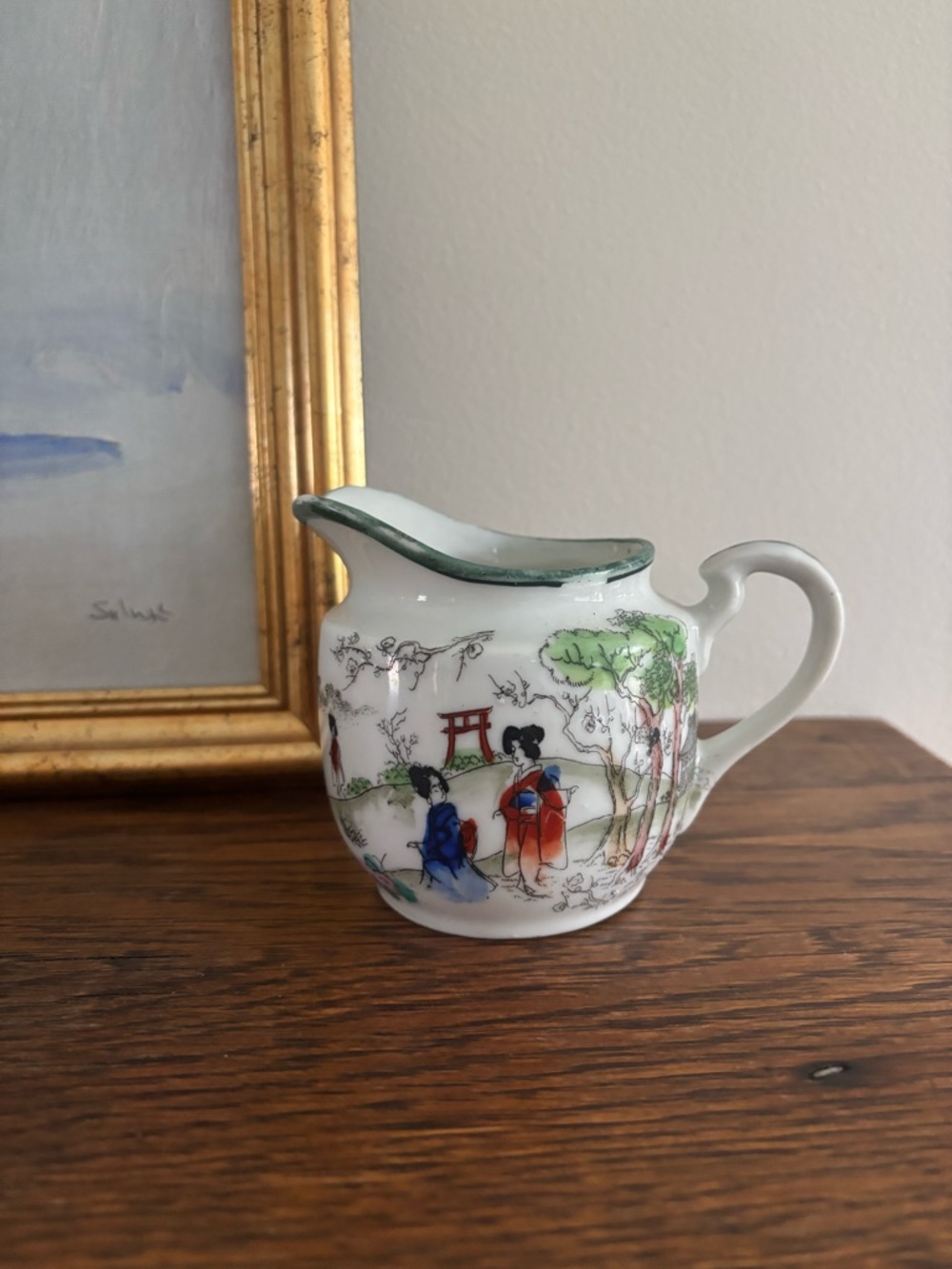 Geisha girl creamer